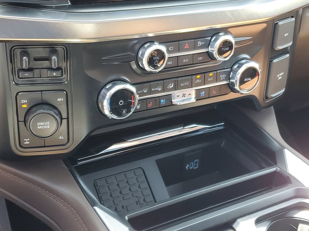 New 2026 Ford F250 King Ranch w/ Chrome Package AWD/4WD image 23