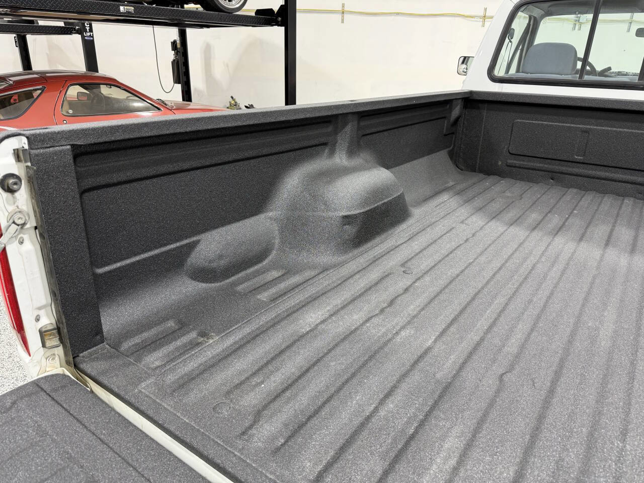 Used 1993 Ford F250 4x4 Regular Cab image 96