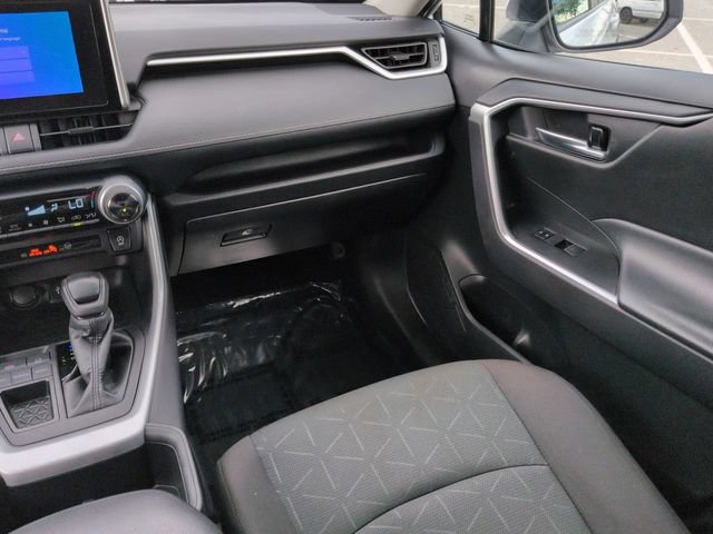 Certified 2024 Toyota RAV4 XLE FWD image 17