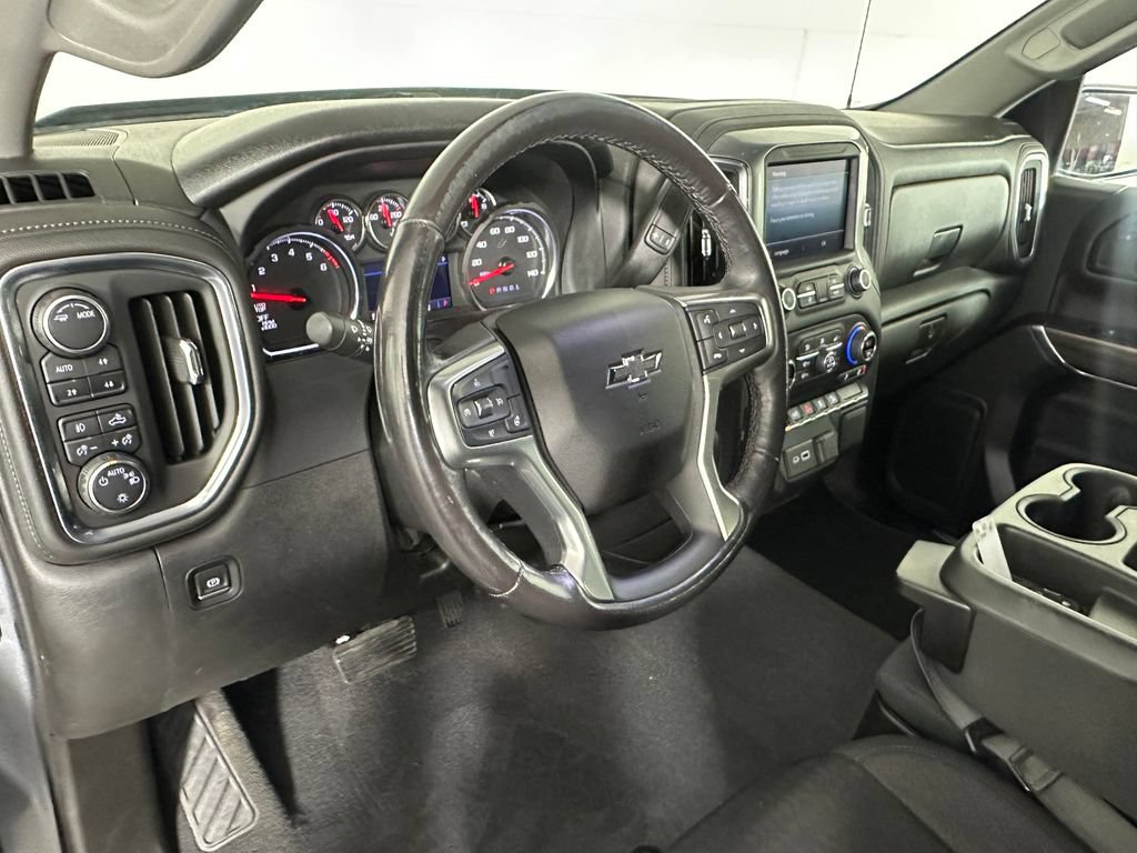 Used 2021 Chevrolet Silverado 1500 RST w/ Z71 Off-Road Package AWD/4WD image 11