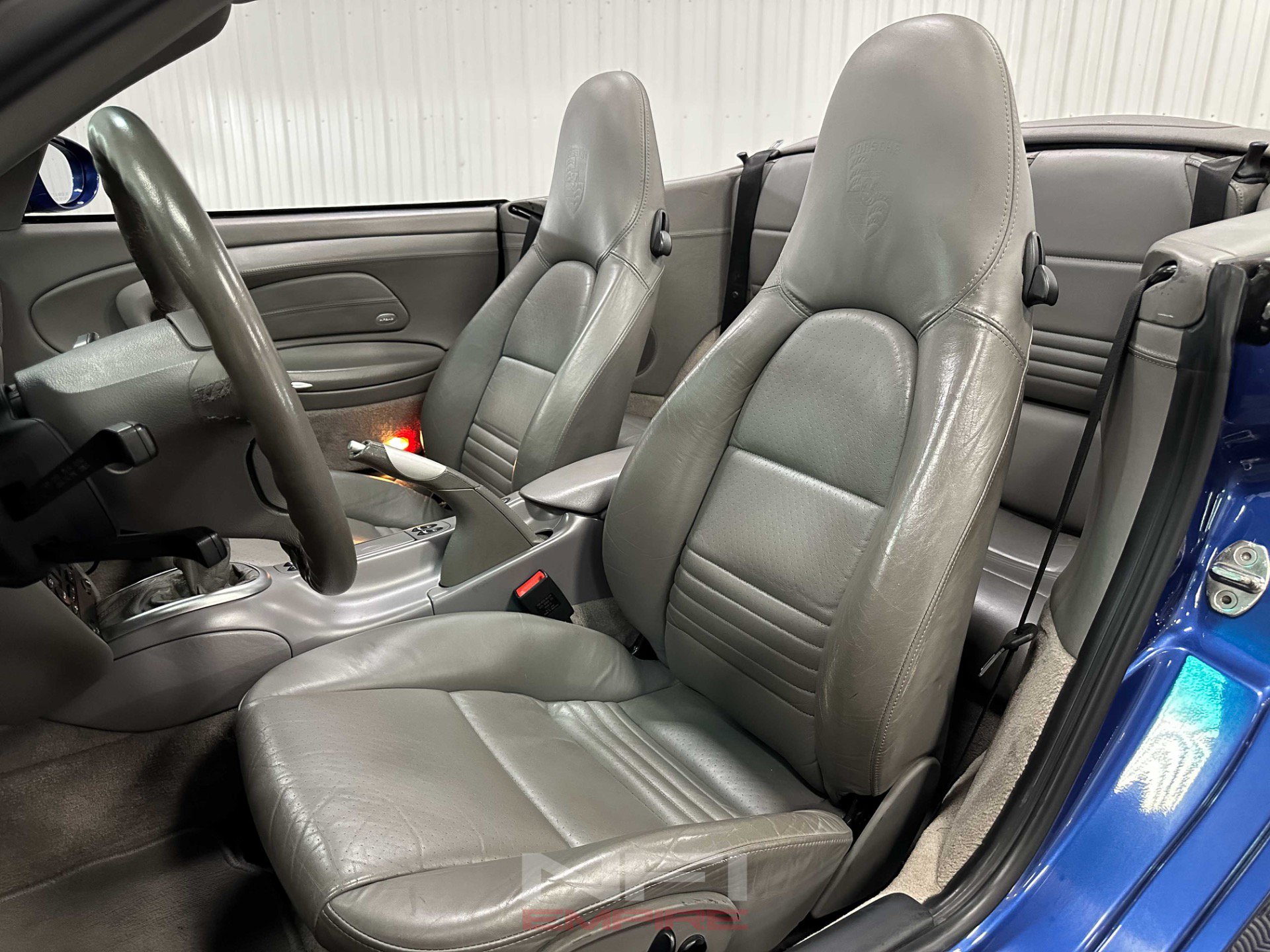 Used 2002 Porsche 911 Cabriolet image 33