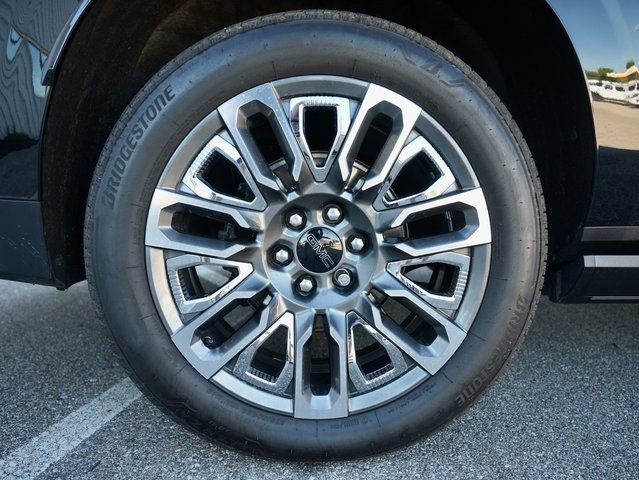 Used 2023 GMC Yukon XL Denali Ultimate image 33