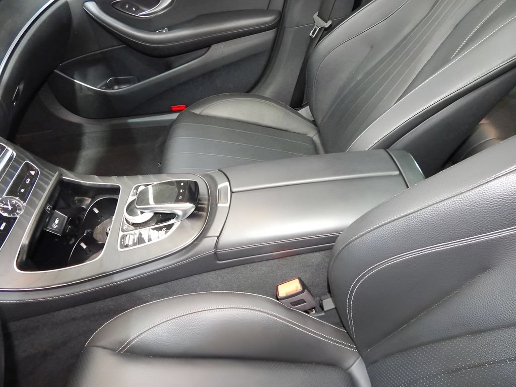 Used 2019 Mercedes-Benz E 300 4MATIC w/ Premium 1 Package image 15