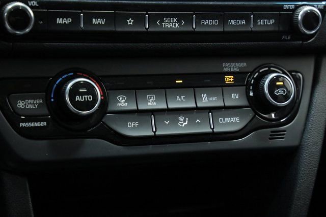 Used 2022 Kia Niro EX image 20