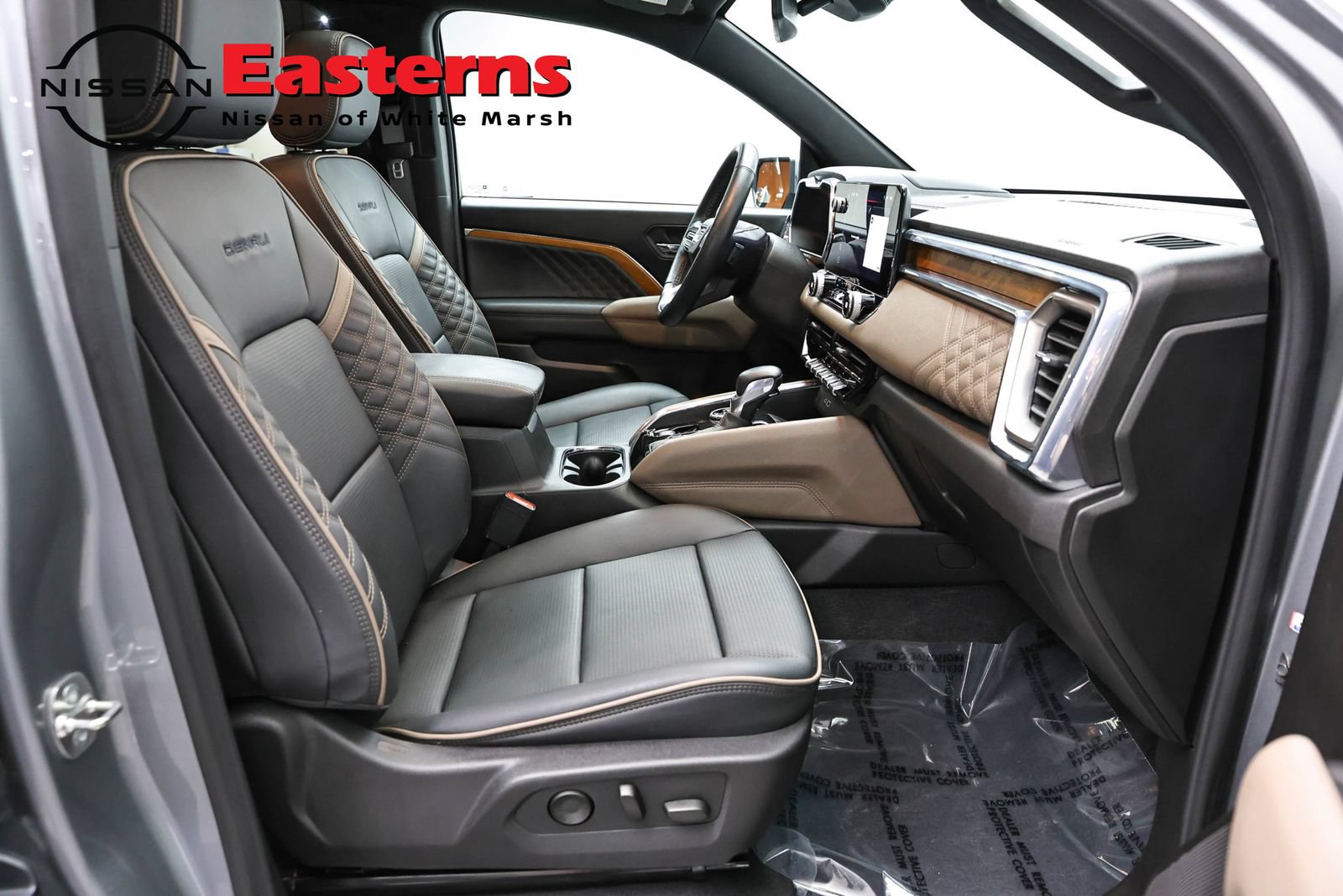Used 2024 GMC Canyon Denali AWD/4WD image 24