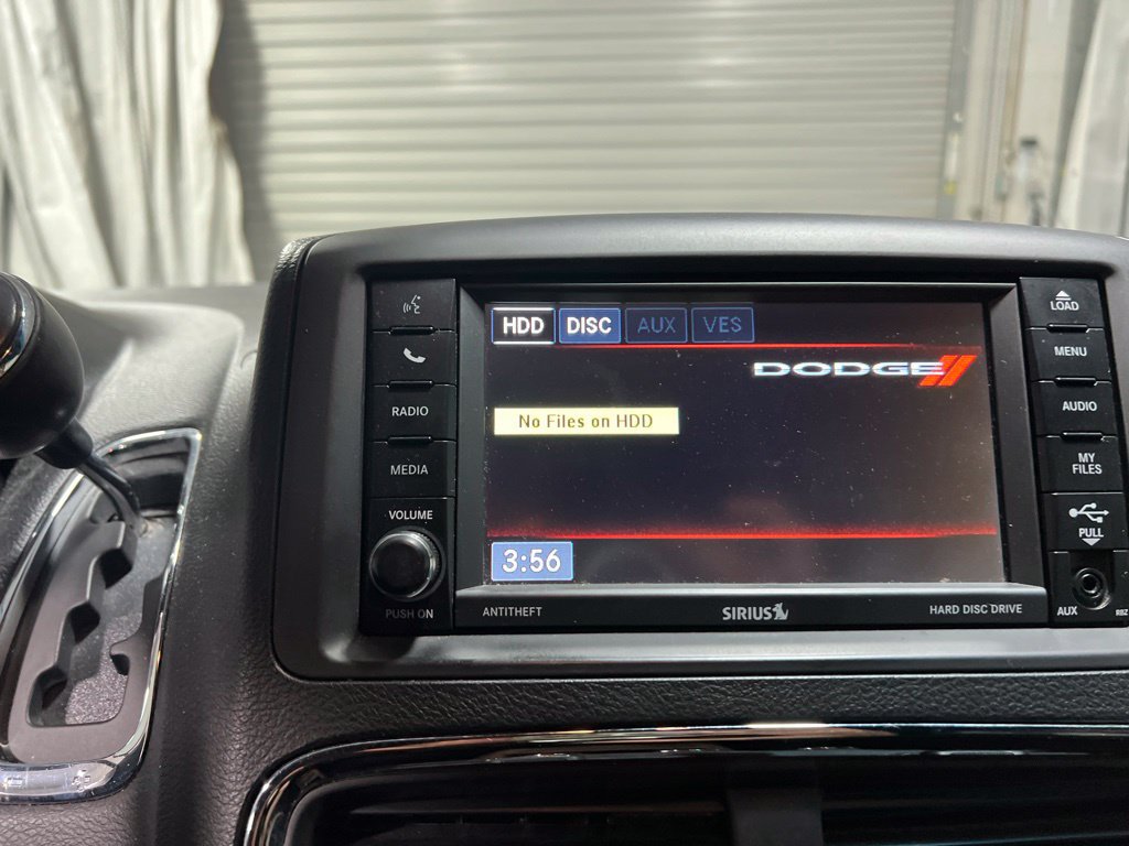 Used 2017 Dodge Grand Caravan SE FWD image 27
