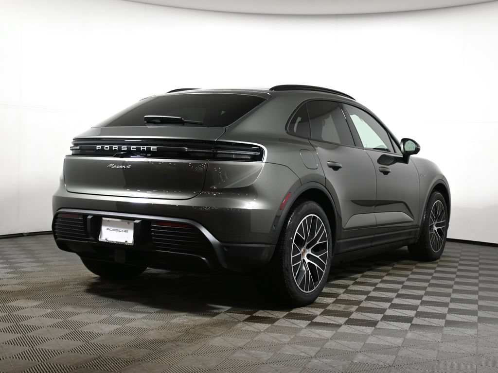 New 2026 Porsche Macan 4 Electric AWD/4WD image 7