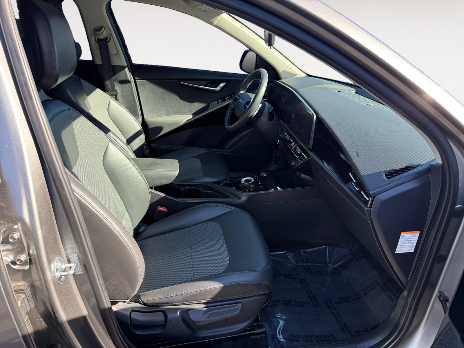 Used 2024 Kia Niro Wind FWD image 19