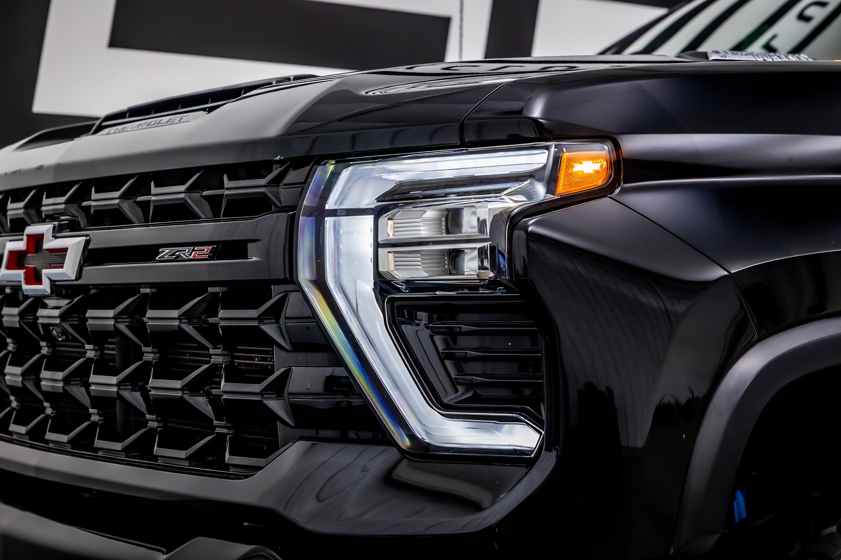 Used 2024 Chevrolet Silverado 2500 ZR2 w/ Technology Package AWD/4WD image 15