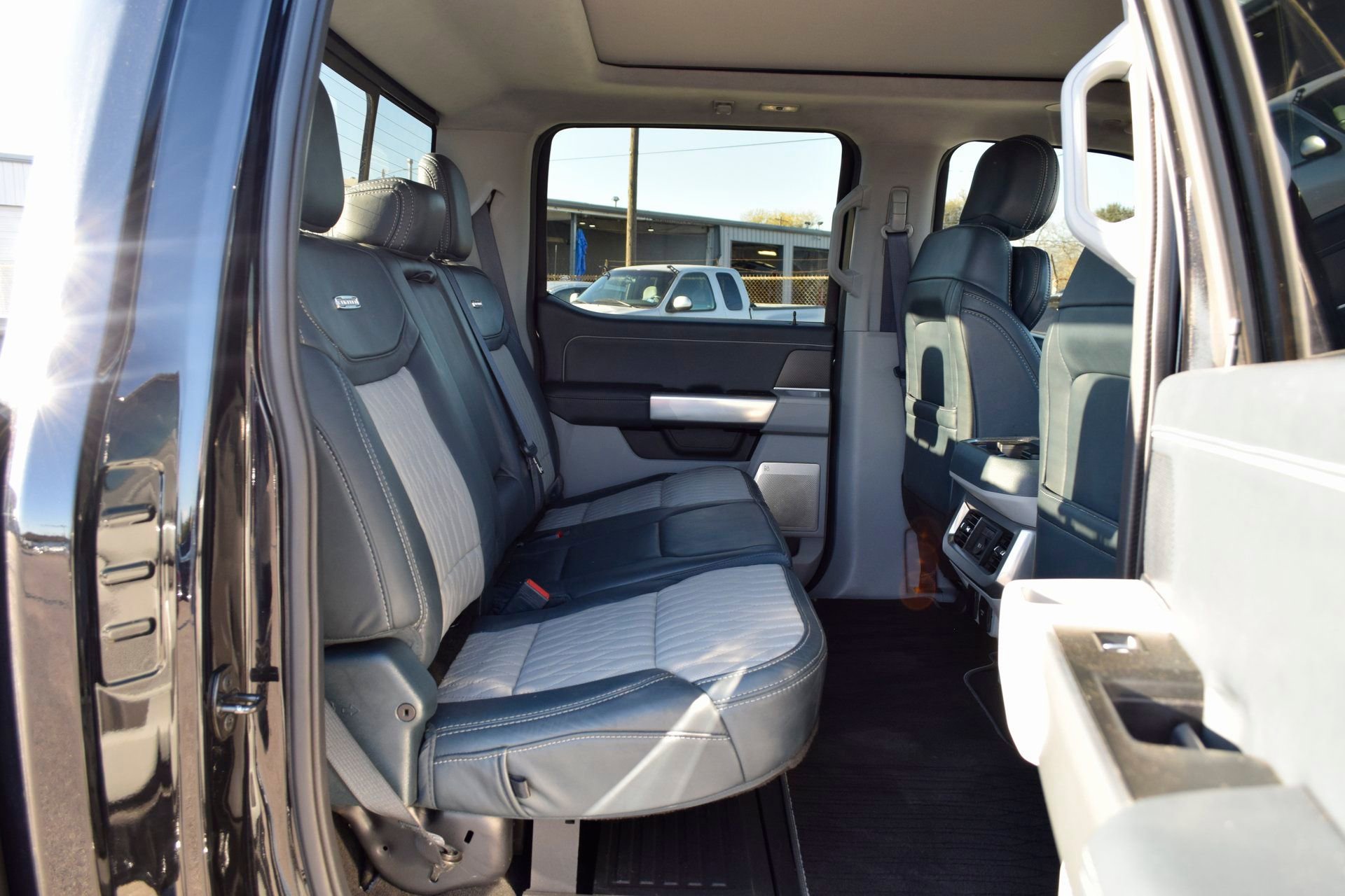 Used 2024 Ford F250 Limited w/ FX4 Off-Road Package image 23