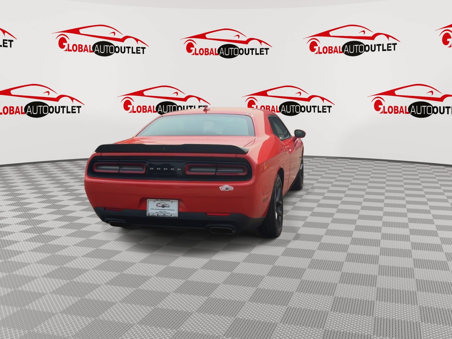 Used 2019 Dodge Challenger R/T w/ Blacktop Package RWD image 7