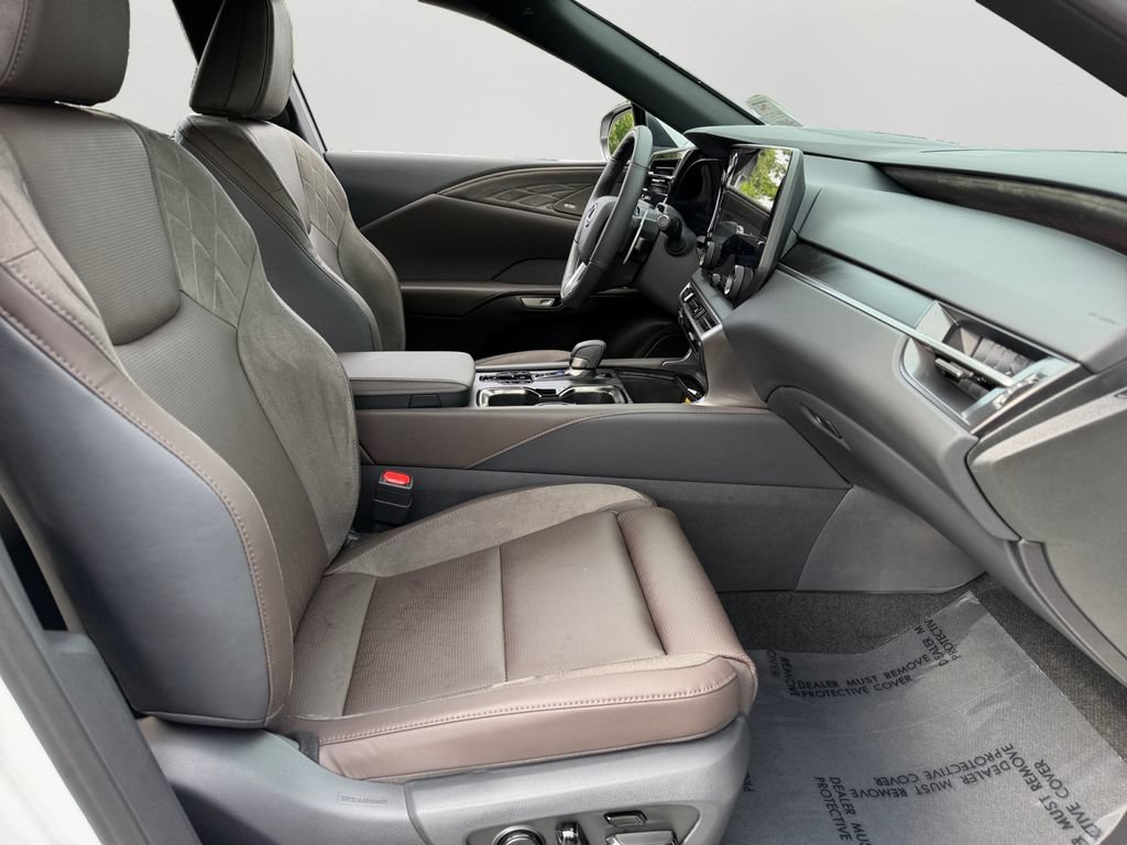 Certified 2026 Lexus RX 350 AWD w/ Convenience Package image 9