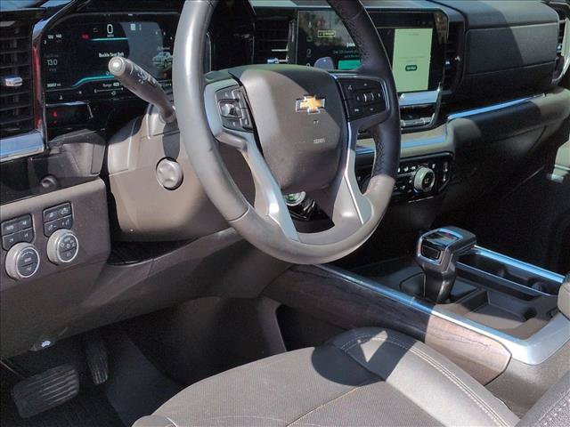 Used 2023 Chevrolet Silverado 1500 LTZ AWD/4WD image 9