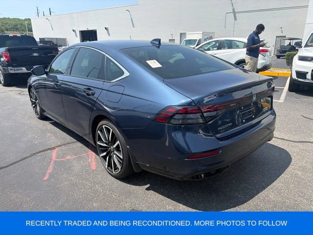 Used 2025 Honda Accord Touring image 4