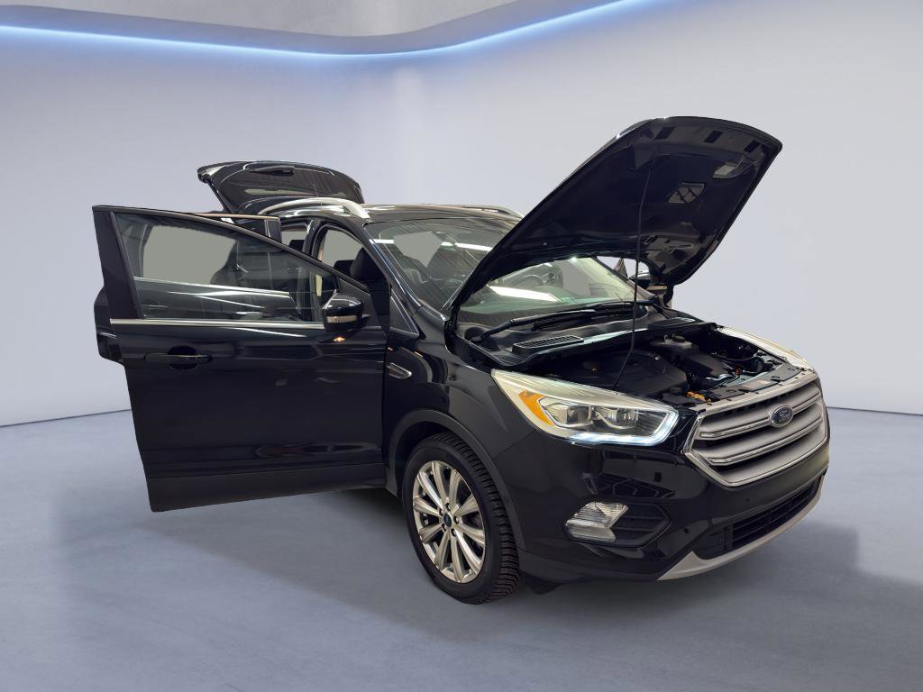 Used 2018 Ford Escape Titanium image 8