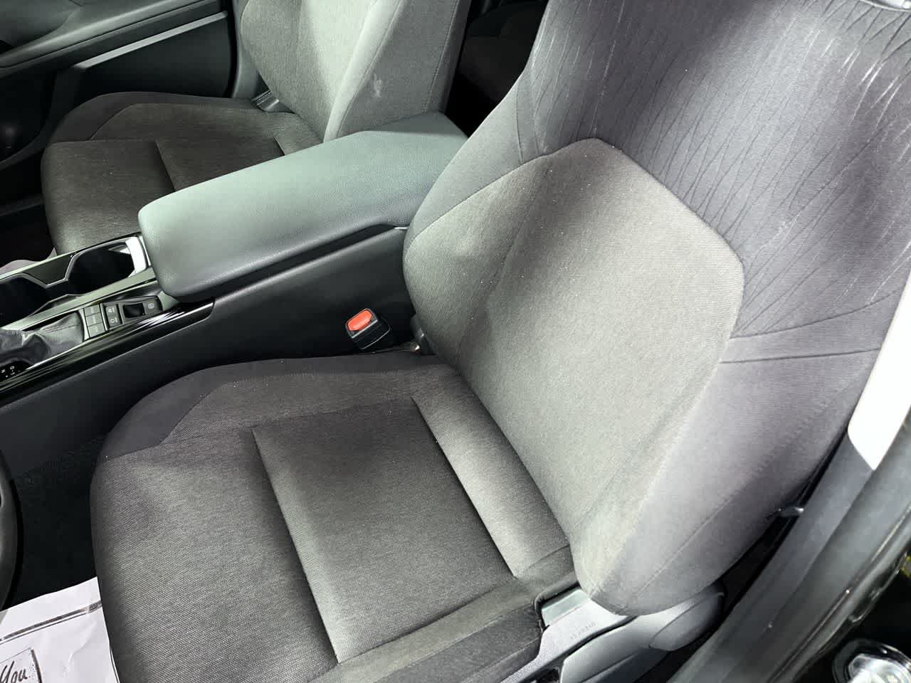 Used 2025 Toyota Camry LE FWD image 15