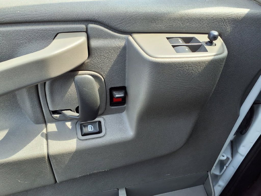 Certified 2024 GMC Savana 2500 w/ Driver Convenience Package RWD image 15