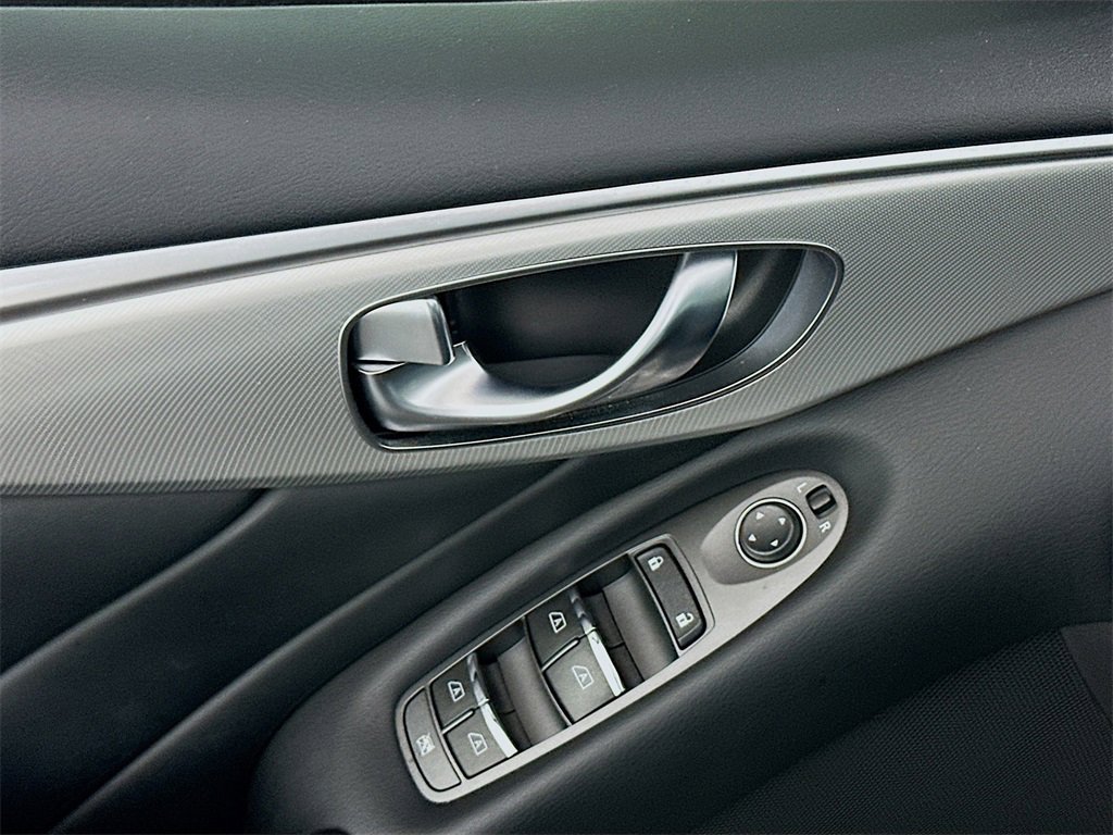 Used 2021 INFINITI Q50 Luxe w/ Cargo Package image 17