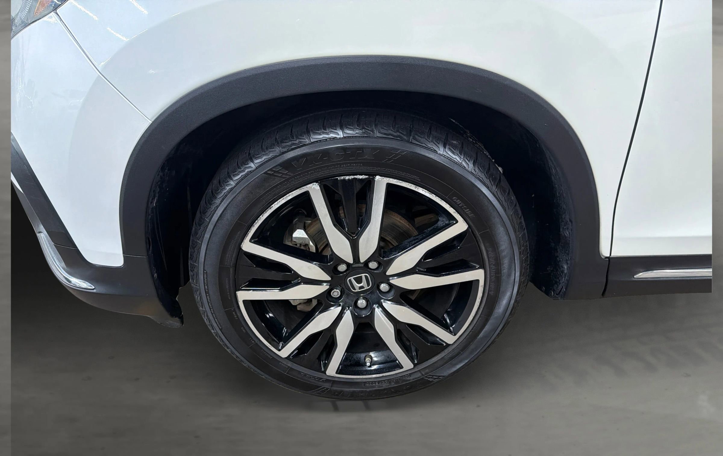 Used 2019 Honda Pilot Touring image 15