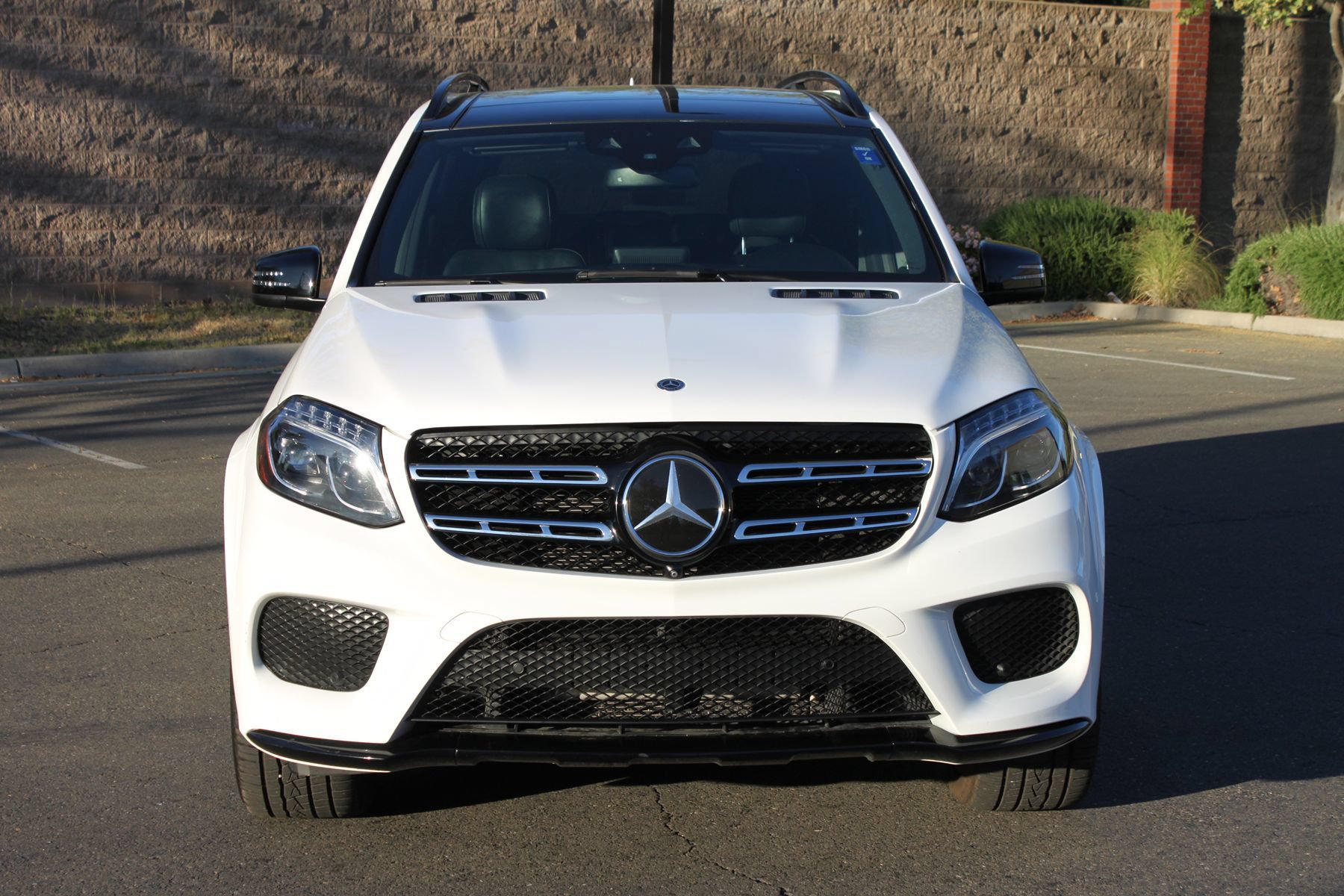 Used 2019 Mercedes-Benz GLS 550 4MATIC image 2