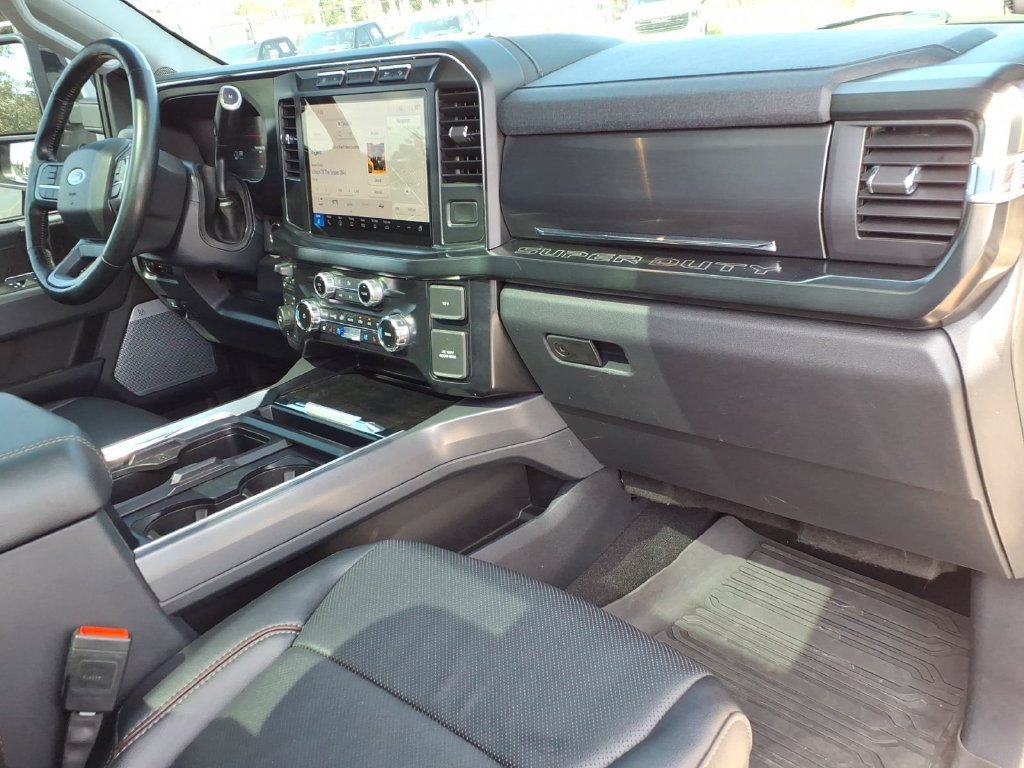 Used 2024 Ford F250 Lariat w/ Sport Appearance Package AWD/4WD image 11