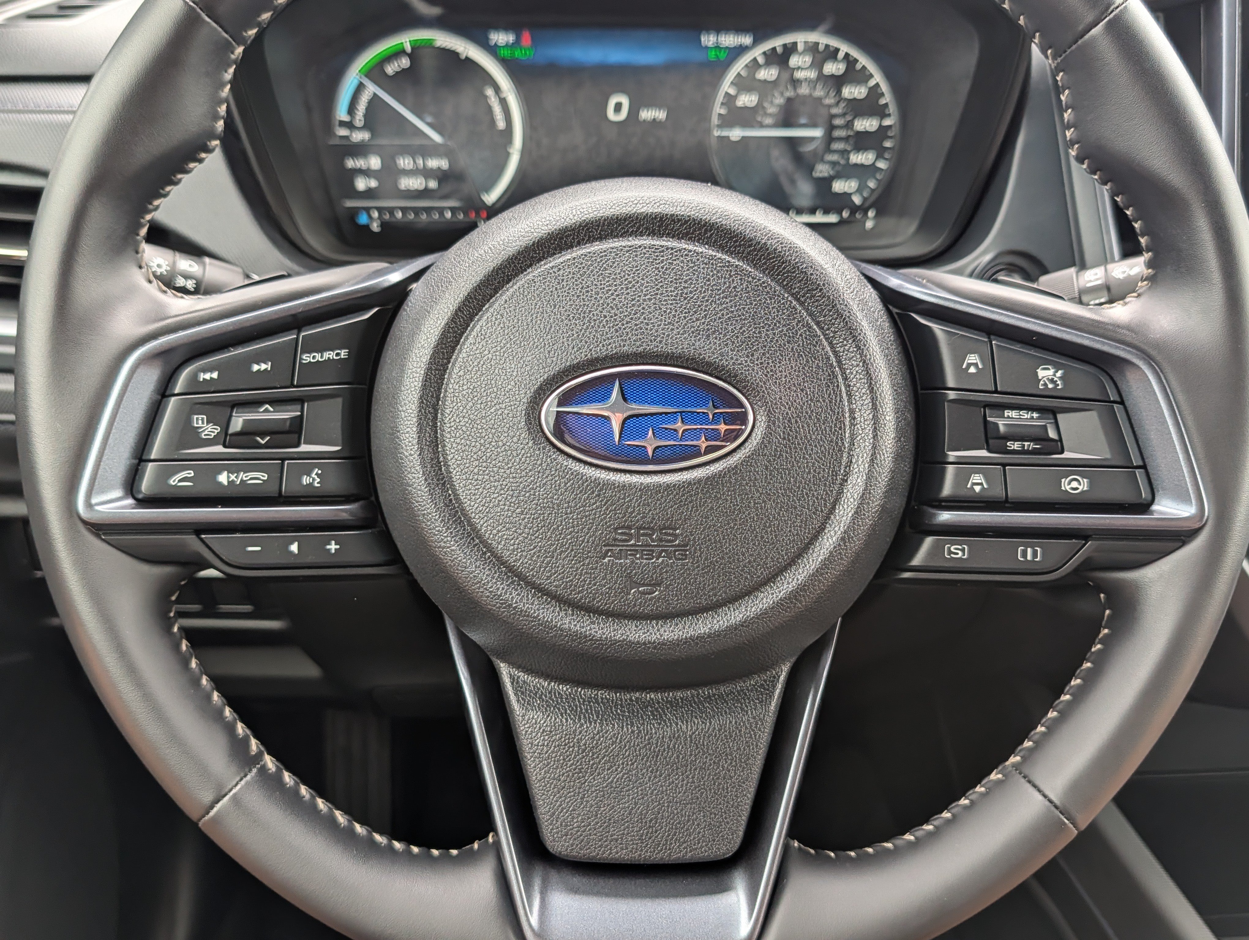 Used 2025 Subaru Forester Limited AWD/4WD image 25