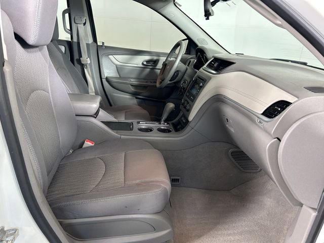 Used 2015 Chevrolet Traverse LS FWD image 28