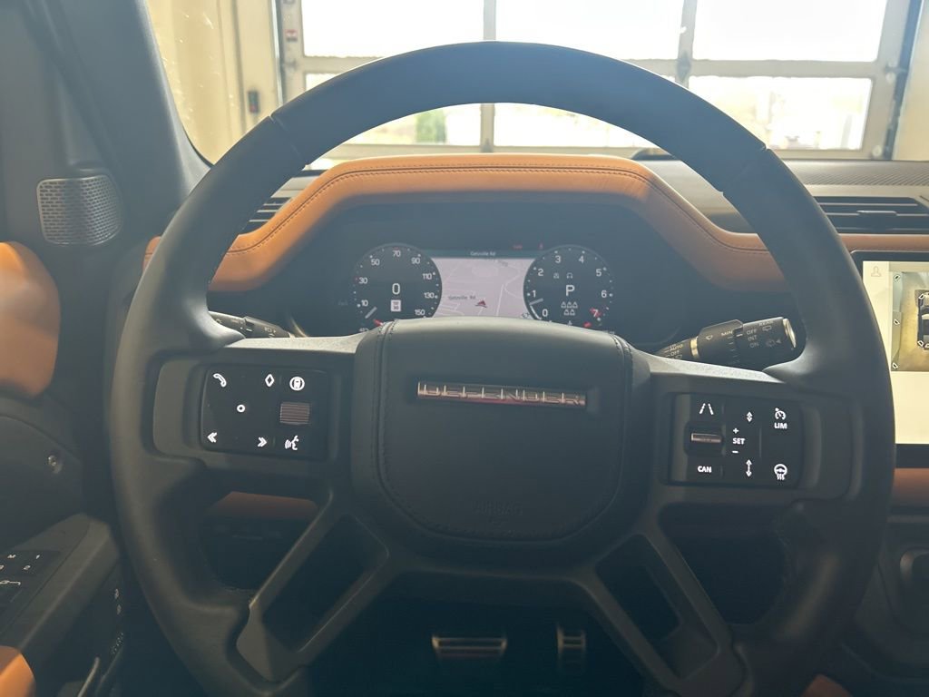 Used 2024 Land Rover Defender 110 X image 12