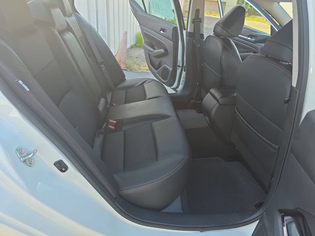 Used 2023 Nissan Altima 2.5 SR FWD image 17