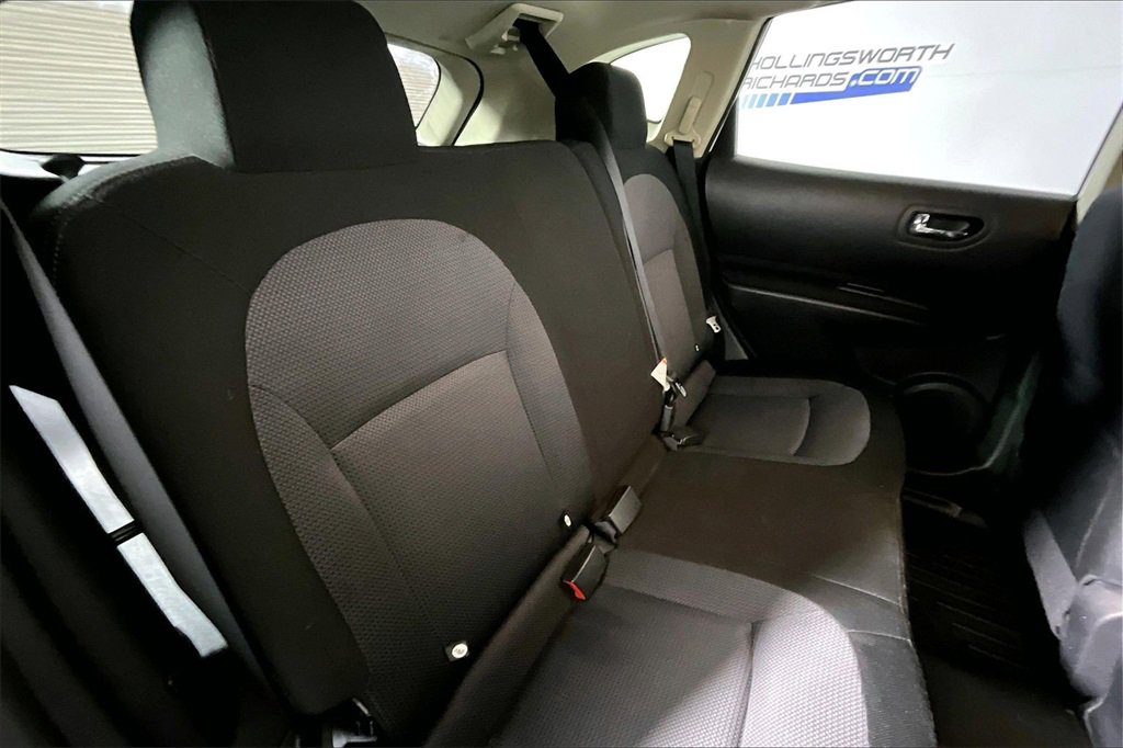 Used 2013 Nissan Rogue SV w/ Premium Pkg image 22