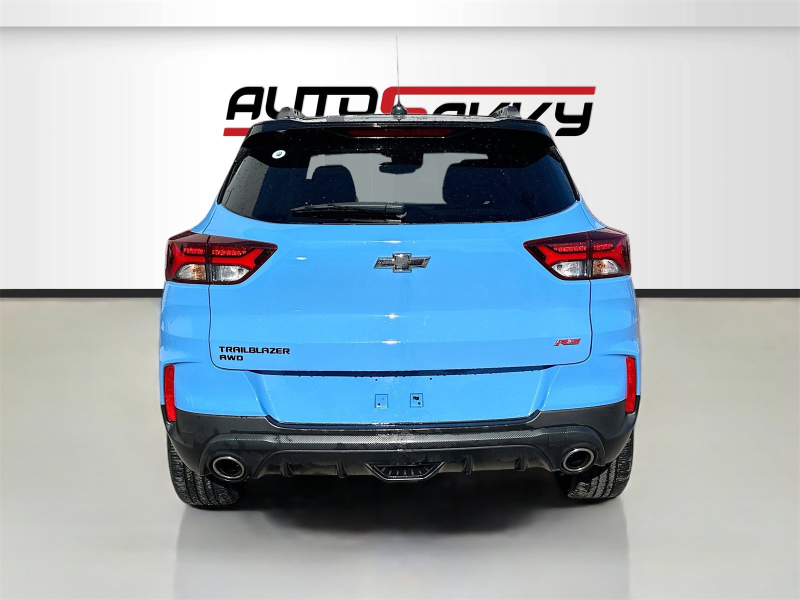 Used 2023 Chevrolet TrailBlazer RS w/ Sun and Liftgate Package image 6