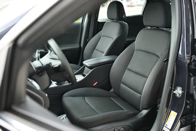 Used 2023 Chevrolet Malibu LT FWD image 19