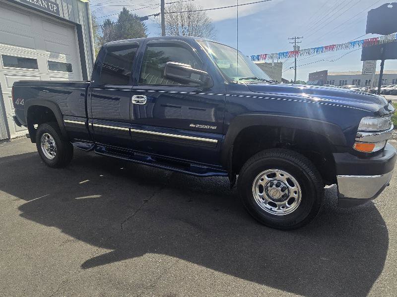 Used 2002 Chevrolet Silverado 2500 LS w/ Electrical Convenience Pkg AWD/4WD image 3