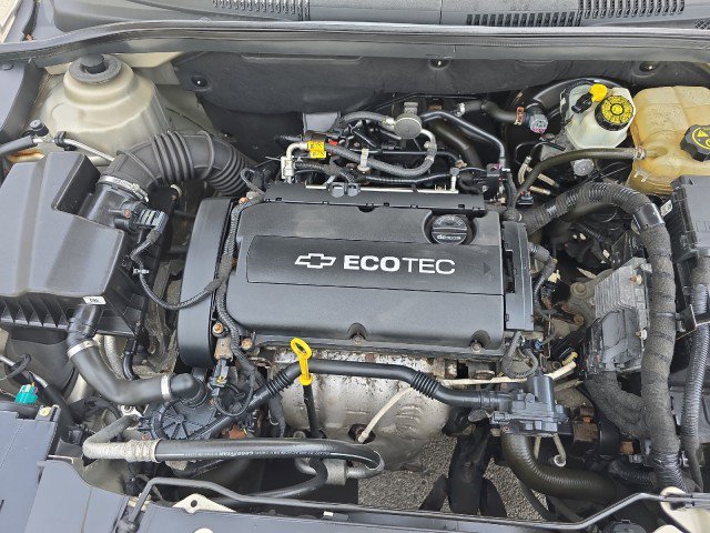 Used 2014 Chevrolet Cruze LS image 42