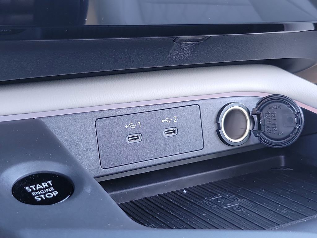 New 2026 Nissan Sentra SL w/ Floor Mat Package FWD image 8