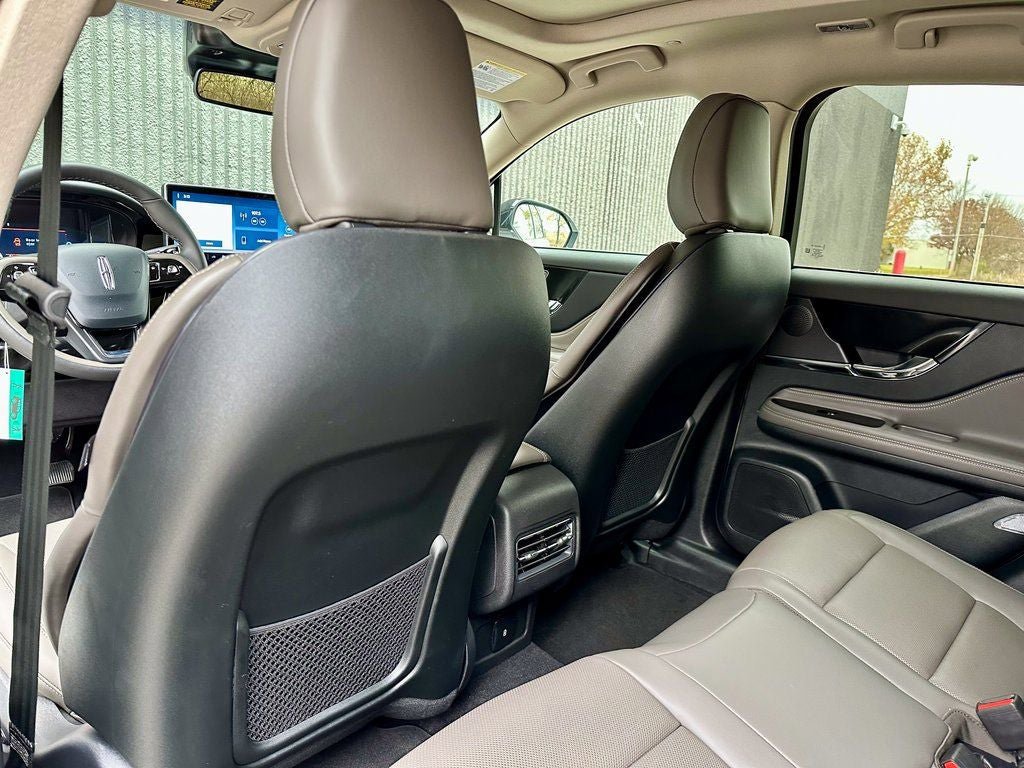 New 2025 Lincoln Corsair Grand Touring image 12