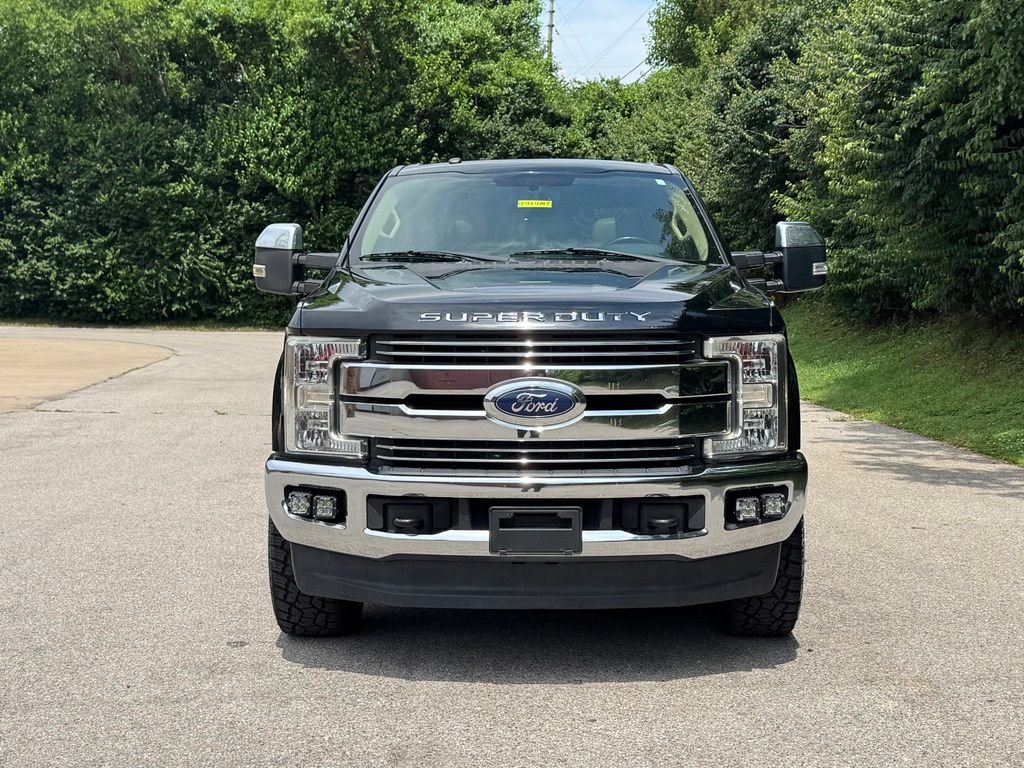 Used 2017 Ford F350 Lariat w/ Lariat Value Package AWD/4WD image 3