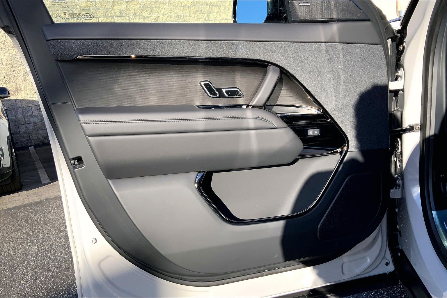 New 2026 Land Rover Range Rover Sport SE AWD/4WD image 11
