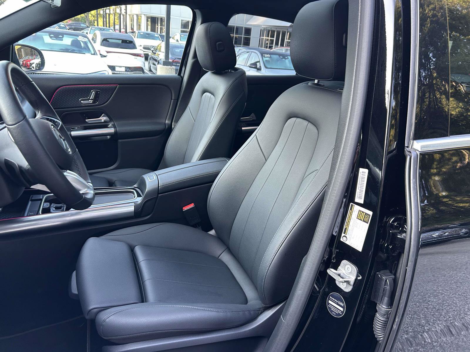 Certified 2025 Mercedes-Benz GLA 250 image 21