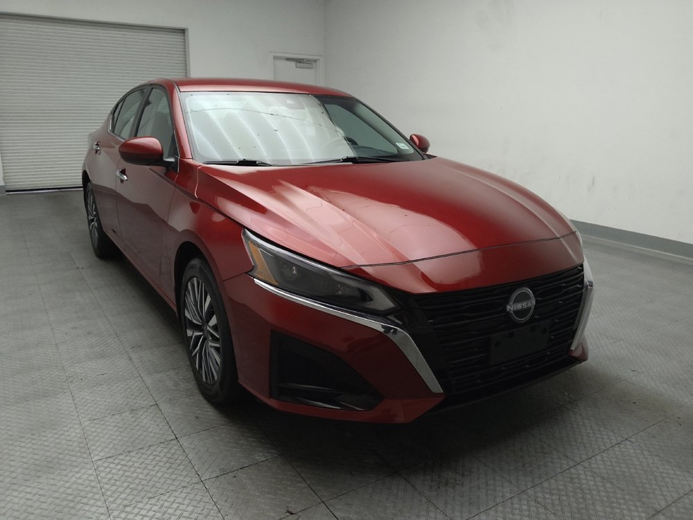 Used 2023 Nissan Altima 2.5 SV AWD/4WD image 14