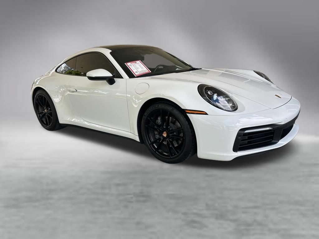 Used 2020 Porsche 911 Carrera RWD image 2