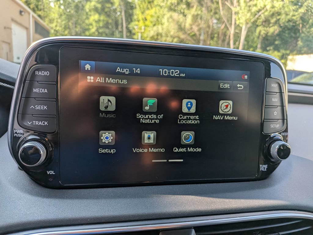 Used 2020 Hyundai Santa Fe Limited AWD/4WD image 25
