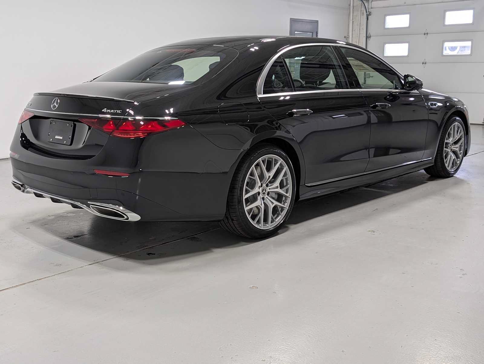 New 2027 Mercedes-Benz S 580 4MATIC Sedan image 7
