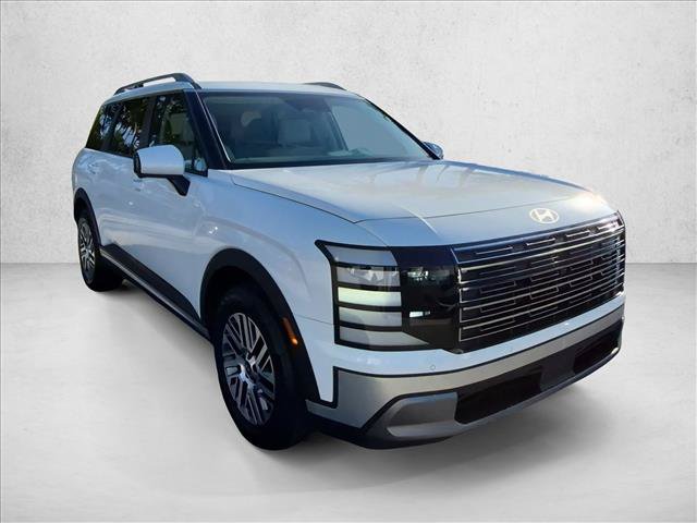 Used 2026 Hyundai Palisade SEL FWD image 3