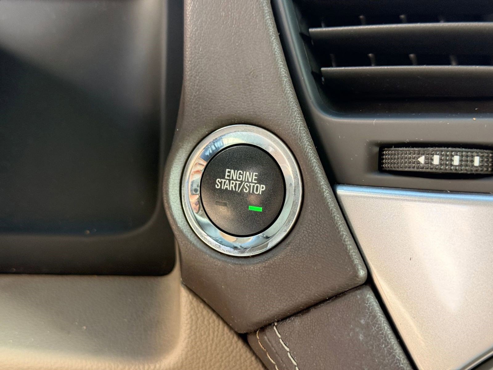 Used 2016 Chevrolet Tahoe LTZ image 29