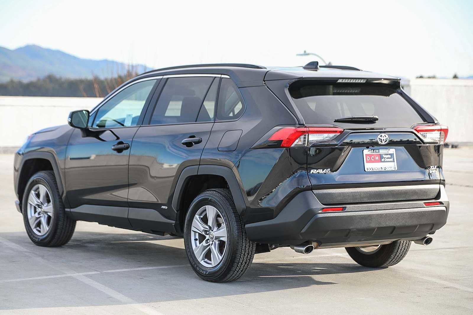 Certified 2025 Toyota RAV4 XLE image 8