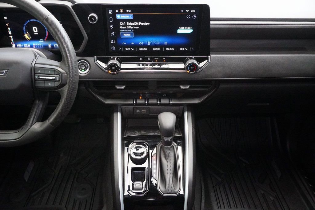 Used 2023 Chevrolet Colorado Trail Boss image 15