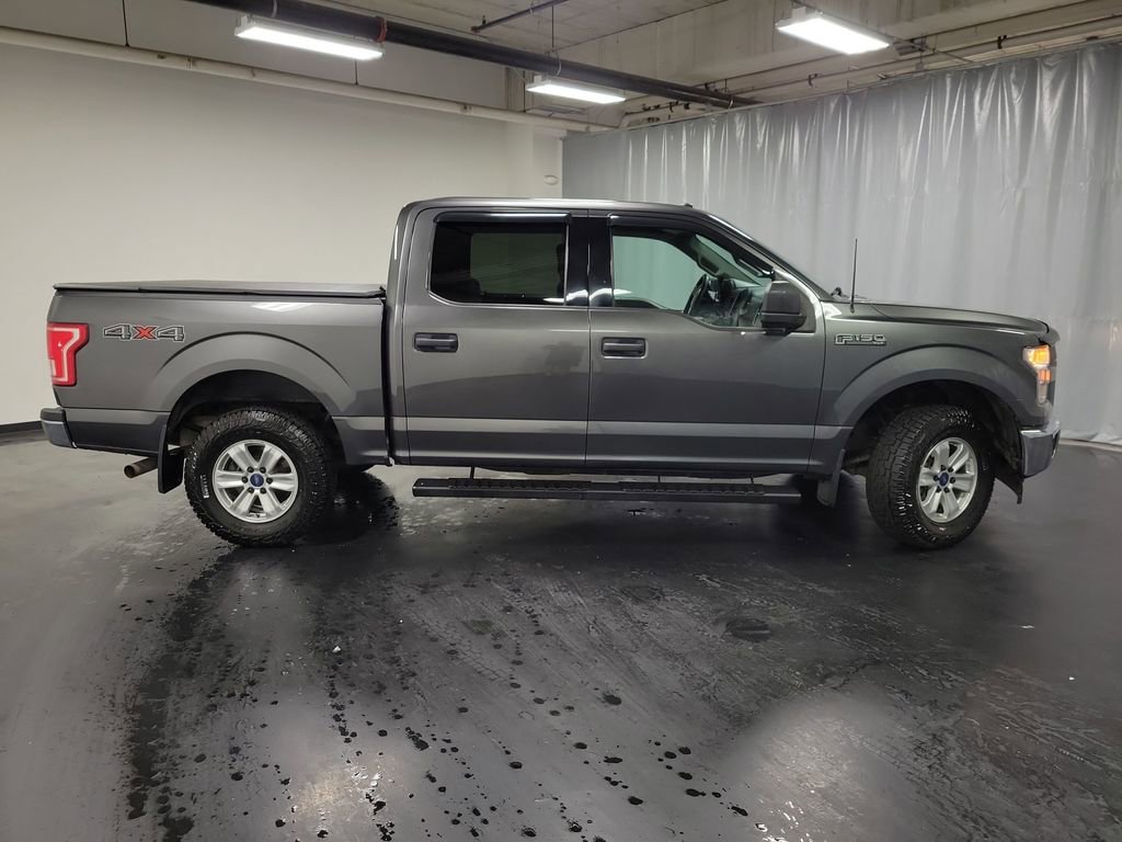 Used 2017 Ford F150 XLT image 10
