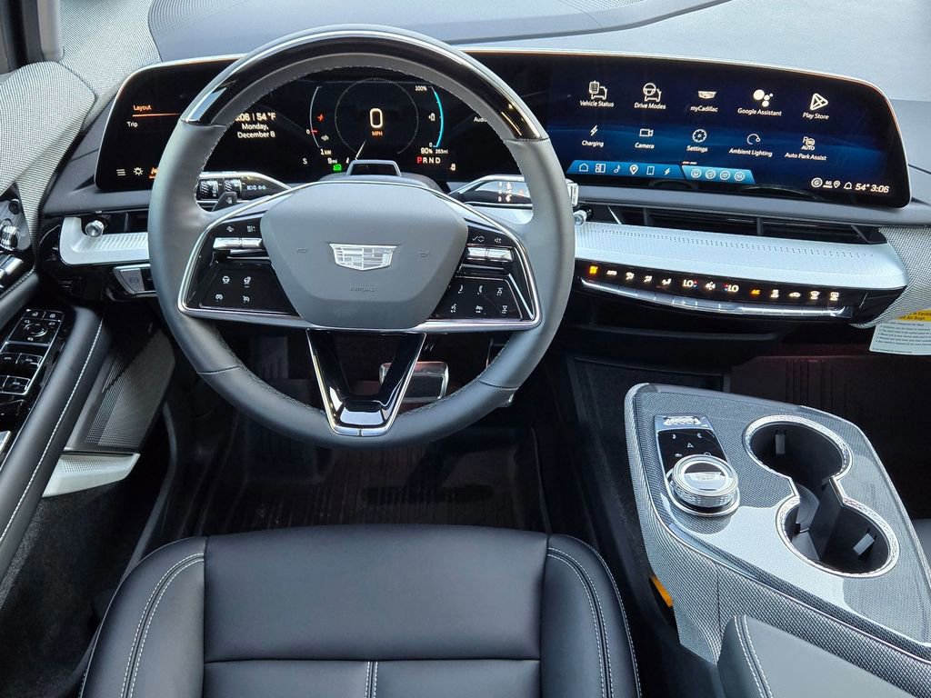 New 2026 Cadillac Optiq Luxury 1 w/ LPO, Floor Liner Package image 13