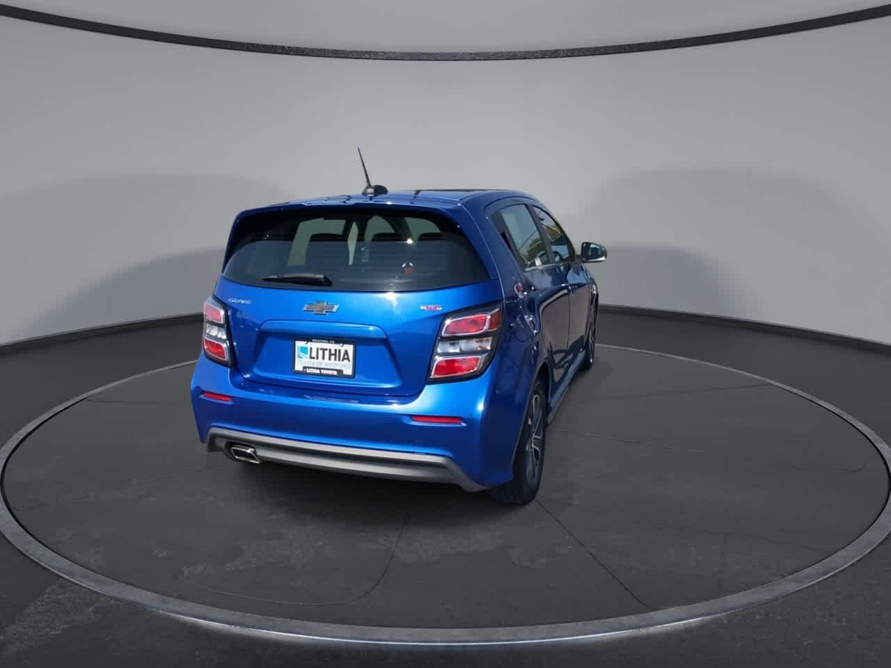 Used 2020 Chevrolet Sonic LT FWD image 8